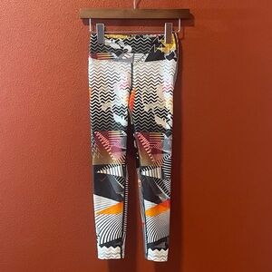 We‎ Are Handsome Women’s Flexicool Performance Fabric Abstract Art Leggings